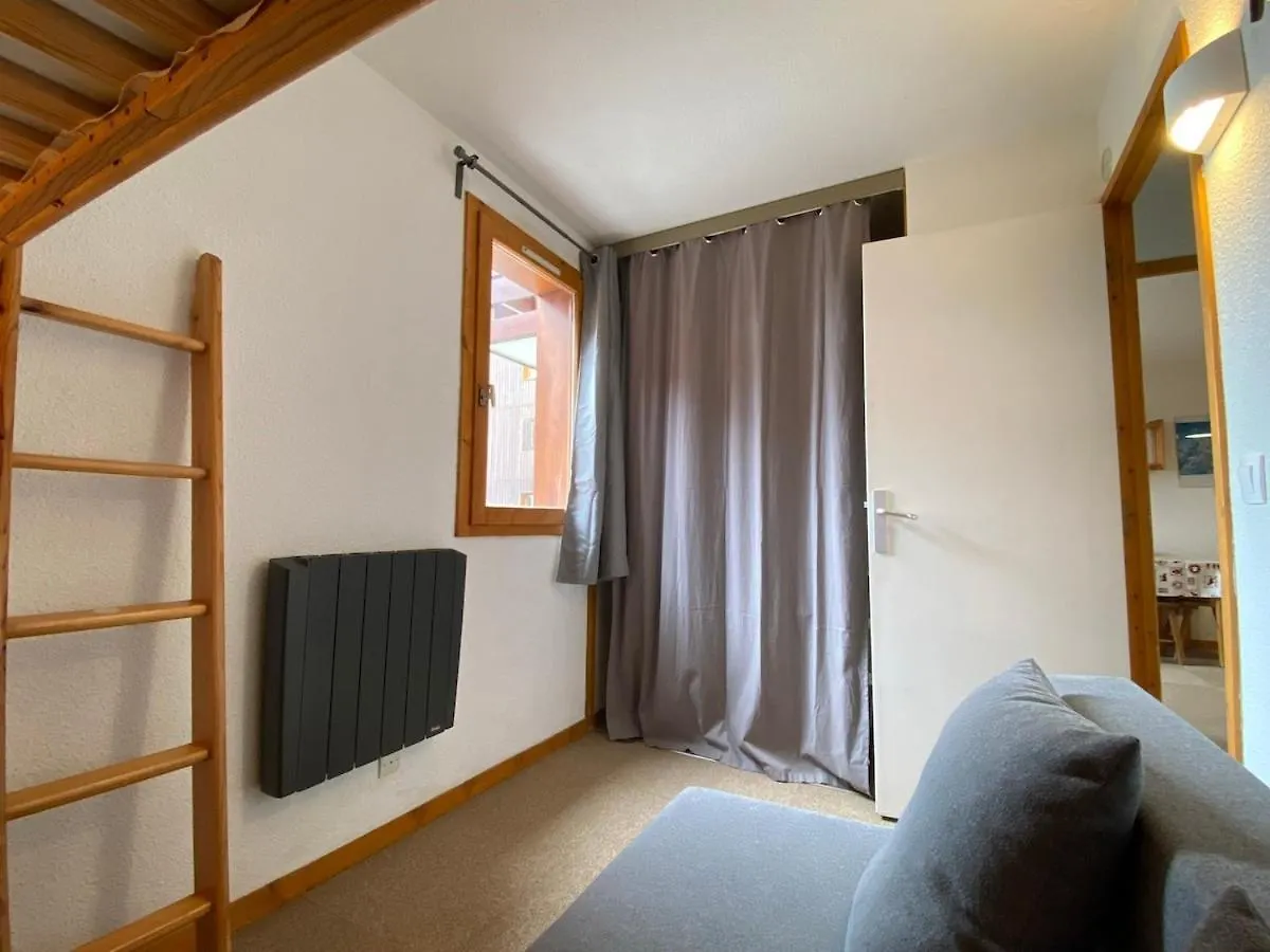Apartment Apt 2 P 5 6 Pers Pieds Des Pistes Parking Couvert Inclus Les Allues